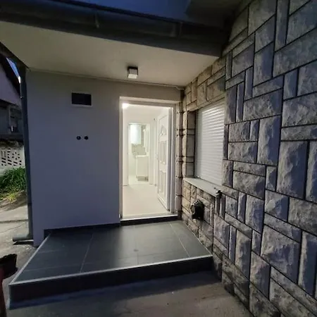 Apartment Kucica U Cvecu Jagodina