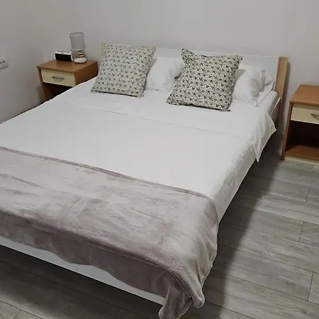 Kucica U Cvecu Apartment *
